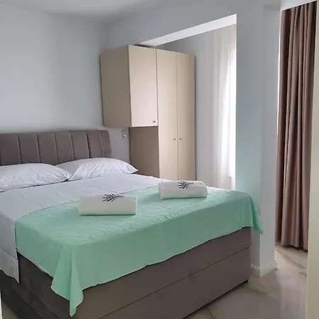 Lejlighed Bellissima Brist